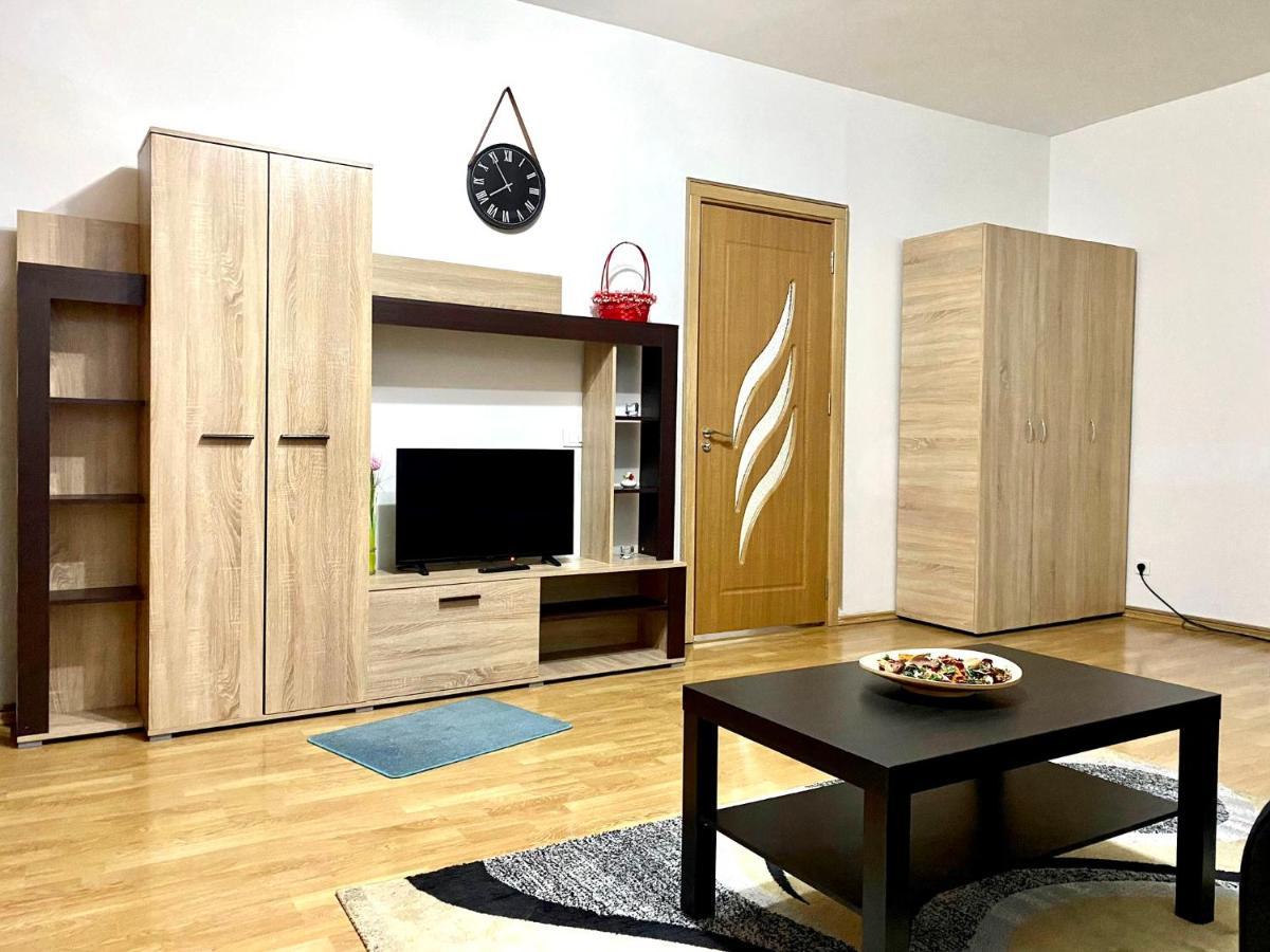 Sky Modern 1 Bedroom Apt W Free Parking Бухарест Екстер'єр фото