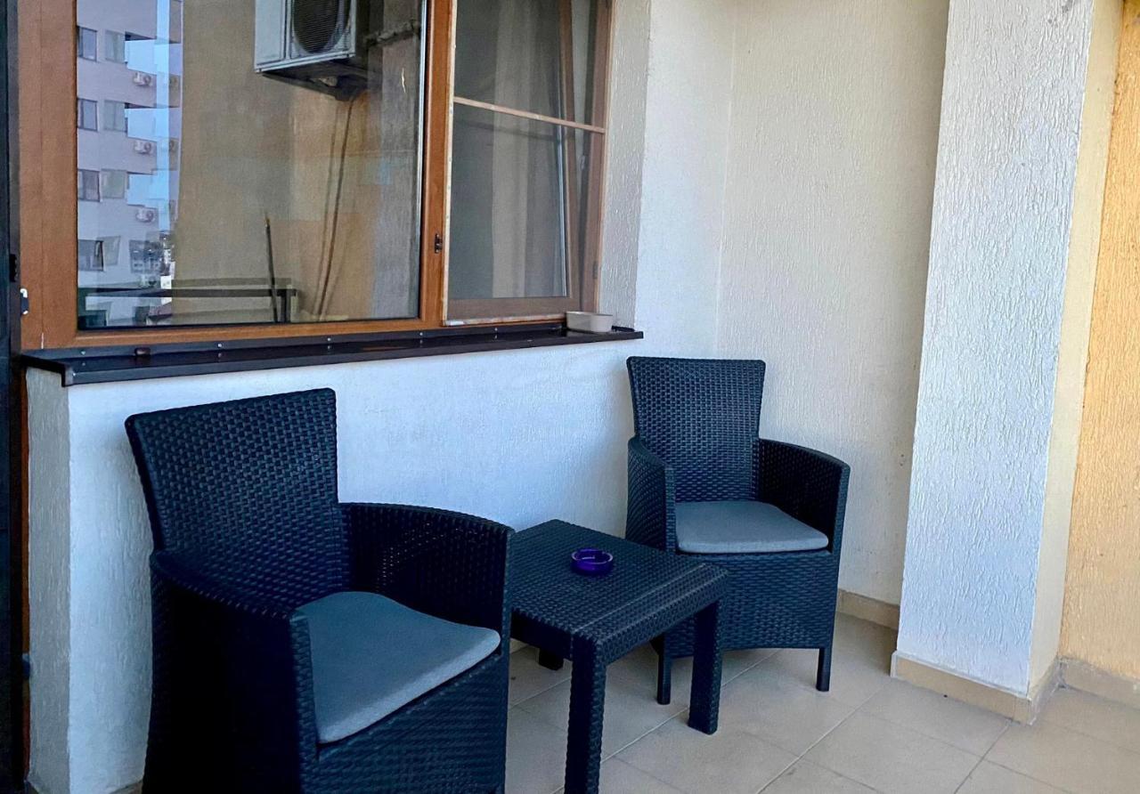 Sky Modern 1 Bedroom Apt W Free Parking Бухарест Екстер'єр фото